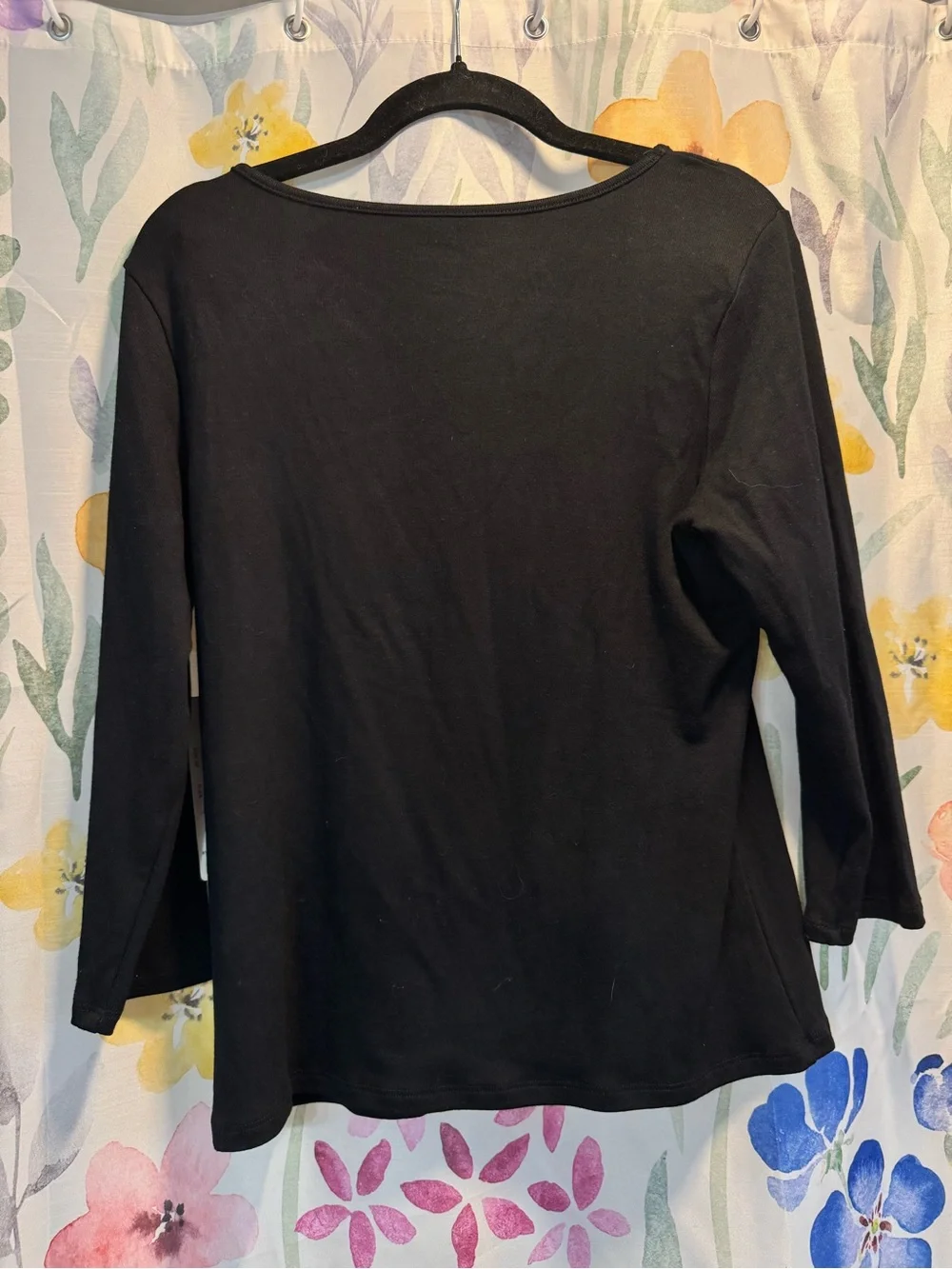 Cyrus Essentials Black Scoop Neck 3/4 Sleeve Tee